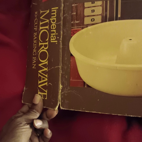 Vintage Regal Imperial Microwave Cookware Bundt Shaped 10-cup Baking Pan - Picture 5 of 9